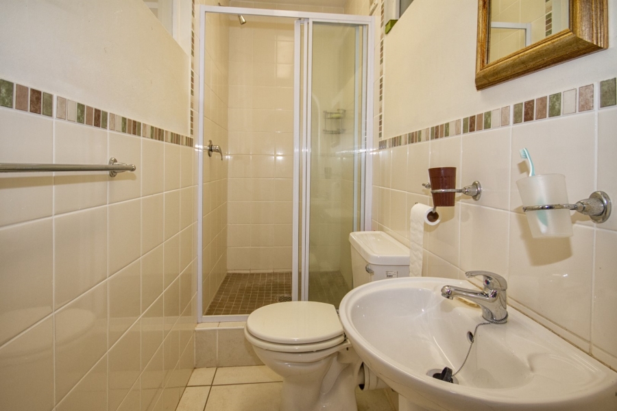 3 Bedroom Property for Sale in Upper Main Street Western Cape